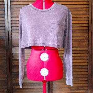 🌷 Aeropostale Distressed Crop Top